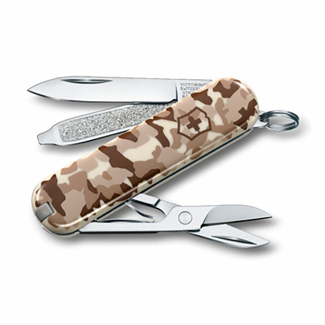 Нож Victorinox Classic "Камуфляж", 0.6223.94, 58 мм, 7 функций, камуфляж.