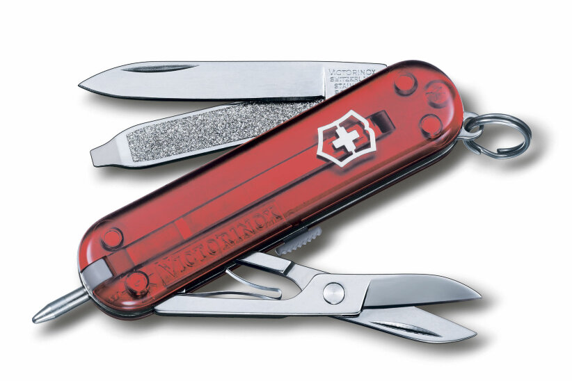 Нож Victorinox Classic Ruby, 0.6225.T, 58 мм, 7 функций, красный.